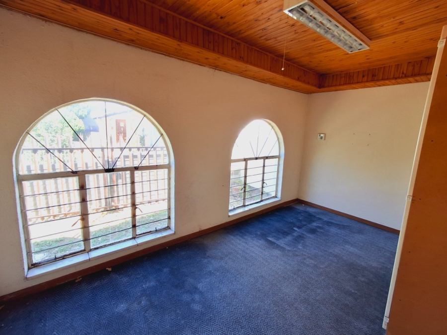 4 Bedroom Property for Sale in Vaalpark Free State